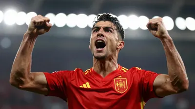 La selección española conquistó su segundo título mundial tras vencer 1-0 a Argentina en la prórroga, en un torneo que...